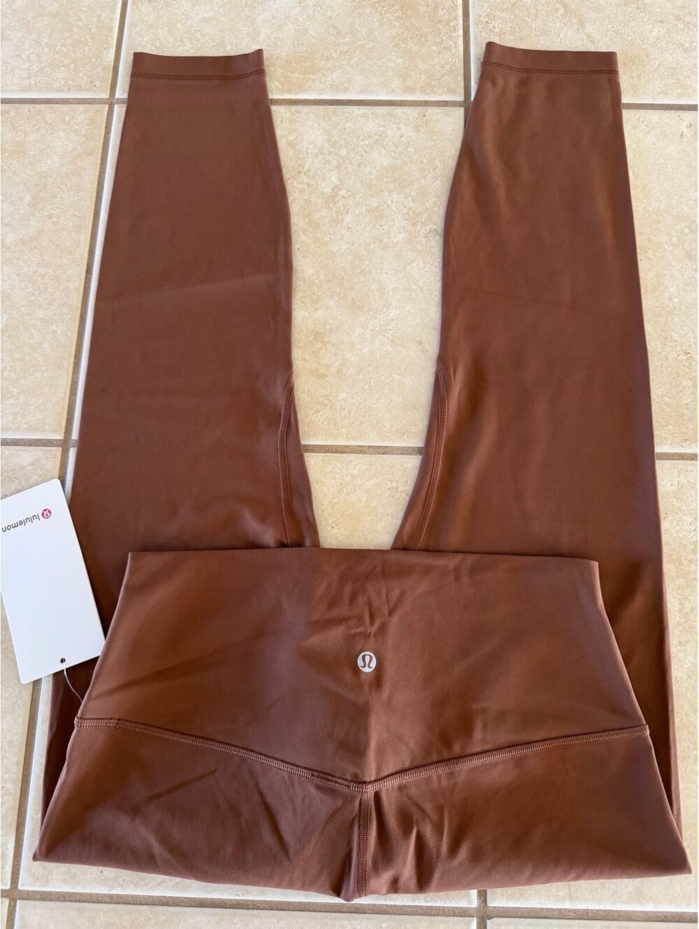 Lululemon Align High Rise 25” Roasted Brown Size 10 NWT